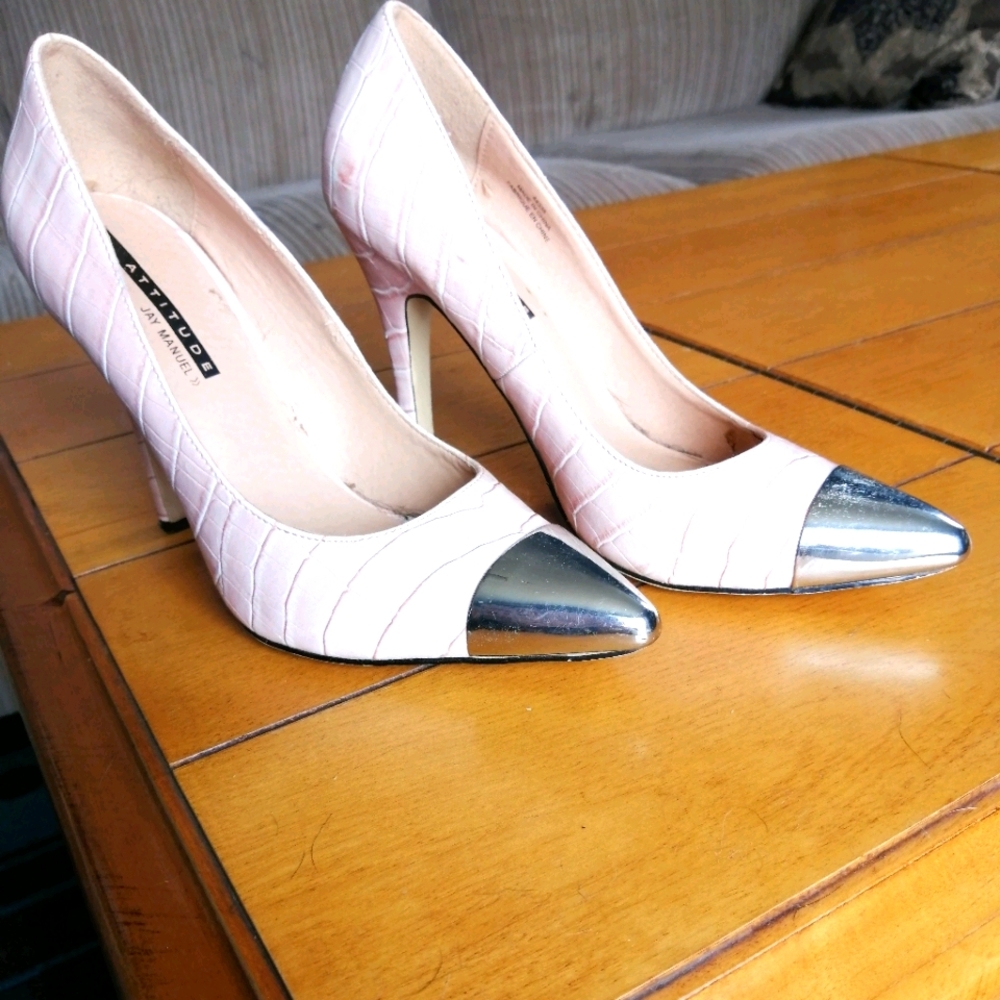 Pink shoes with chrome toe